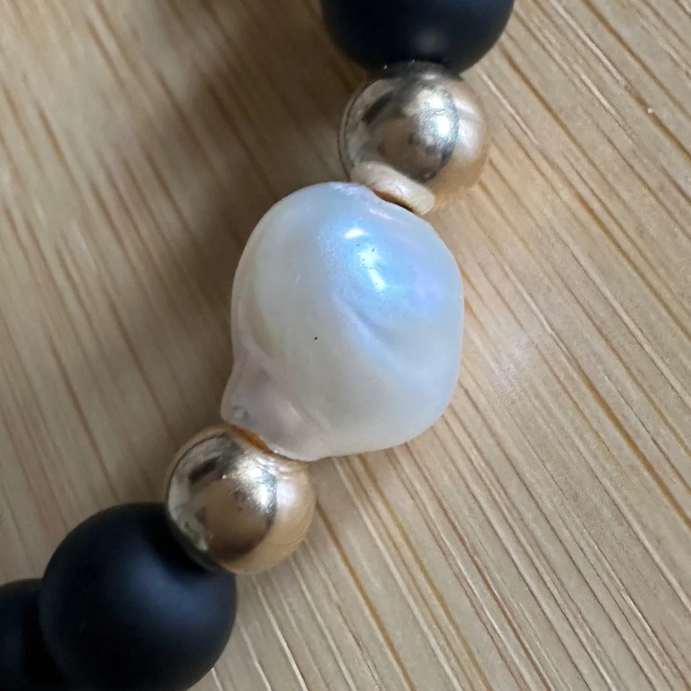 Matte Onyx Beaded Bracelet Black Gold Natural Pearl Stretch 6” Luxe Minimal